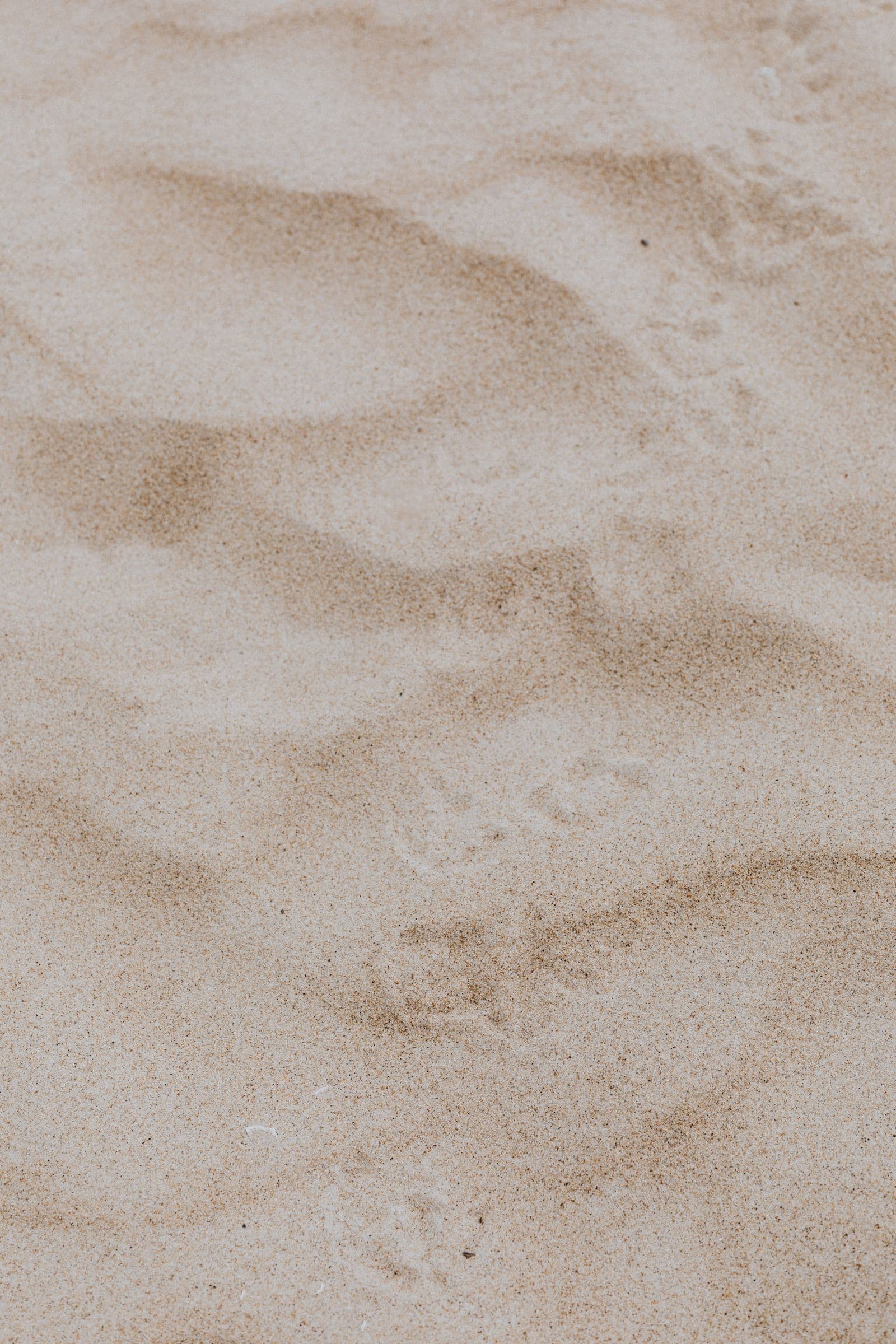 Close-up of fine, clean silica sand processed by Shiv Enterprise